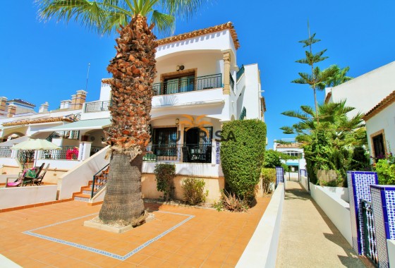 Apartment · Resale - Orihuela Costa · PAU 8 · Alicante · Spain