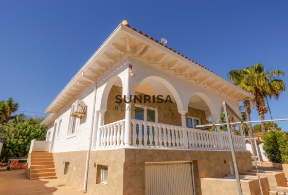 Villa · Resale - Ciudad Quesada - Rojales · Alicante · Spain