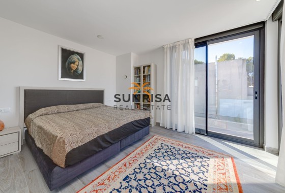 Villa · Reventa - Torrevieja · Alicante · España