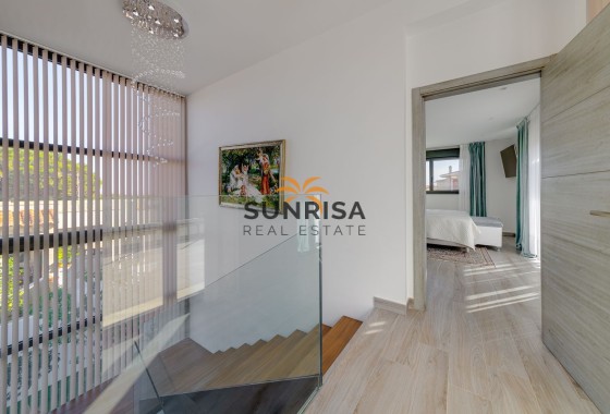 Villa · Reventa - Torrevieja · Alicante · España