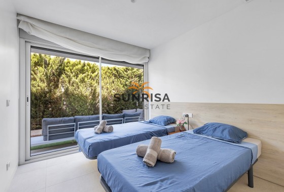 Apartment · Resale - Torrevieja · Los Balcones · Alicante · Spain