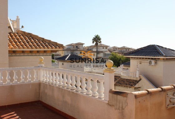 Villa · Resale - Orihuela Costa · La Zenia · Alicante · Spain