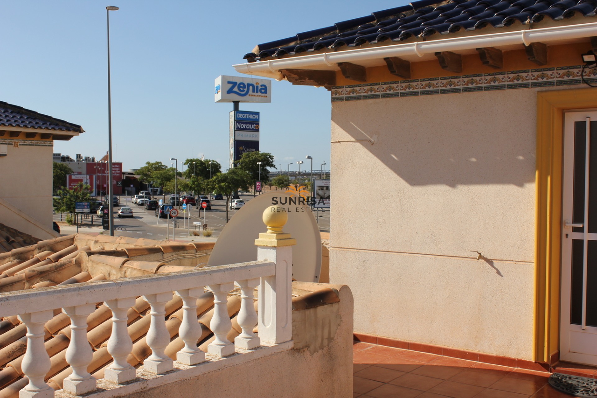 Resale - Villa - Orihuela Costa
