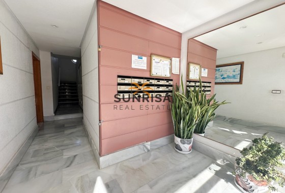 Appartement · Revente - Torrevieja · Alicante · Espagne