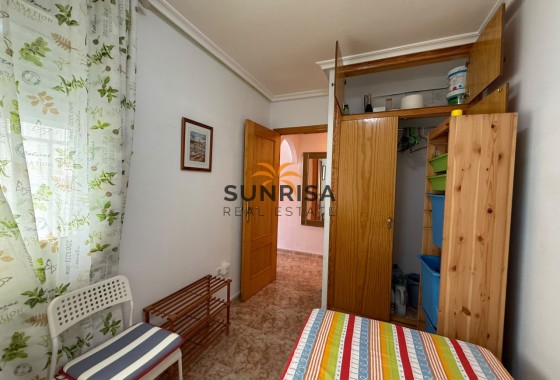 Apartment · Resale - Torrevieja · Playa de los Locos · Alicante · Spain
