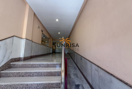 Apartment · Resale - Torrevieja · Playa de los Locos · Alicante · Spain