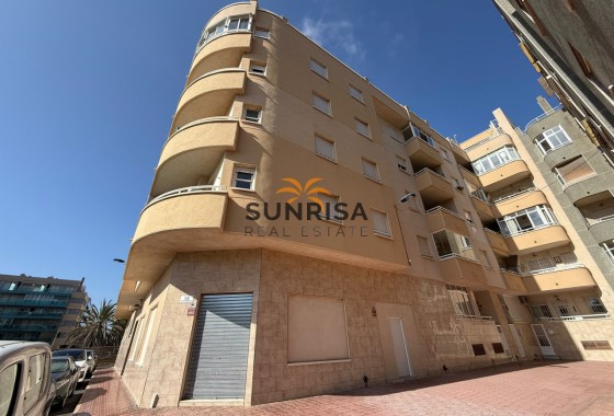Apartment · Resale - Torrevieja · Playa de los Locos · Alicante · Spain