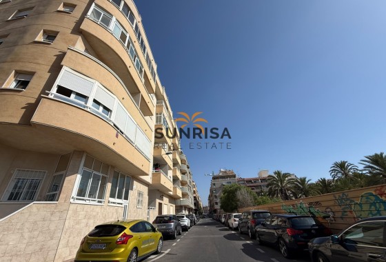 Apartment · Resale - Torrevieja · Playa de los Locos · Alicante · Spain