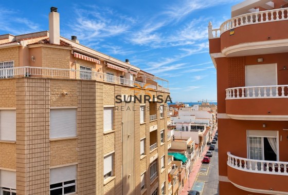Appartement · Herverkoop - Torrevieja · Centro · Alicante · Spanje