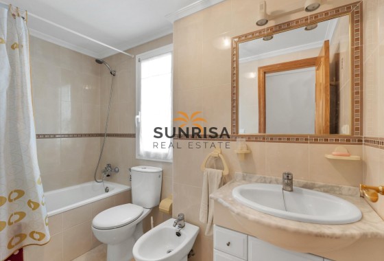 Appartement · Herverkoop - Torrevieja · Centro · Alicante · Spanje