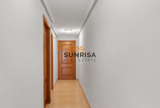 Appartement · Herverkoop - Torrevieja · Centro · Alicante · Spanje