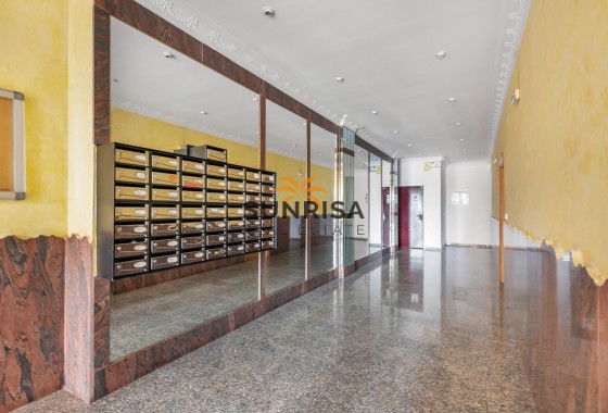 Appartement · Herverkoop - Torrevieja · Centro · Alicante · Spanje