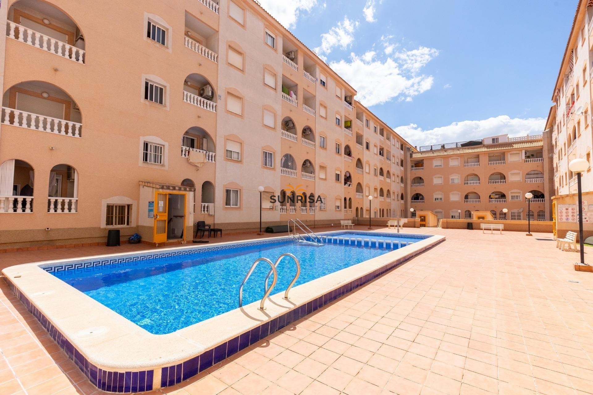Herverkoop - Penthouse - Torrevieja