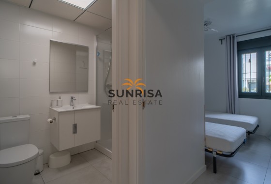 Appartement · Herverkoop - Pilar de la Horadada · Mil Palmeras · Alicante · Spanje
