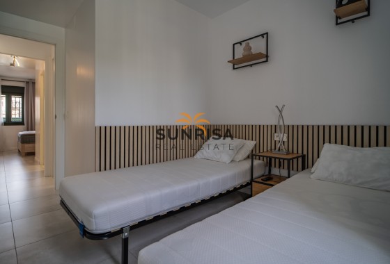 Appartement · Herverkoop - Pilar de la Horadada · Mil Palmeras · Alicante · Spanje