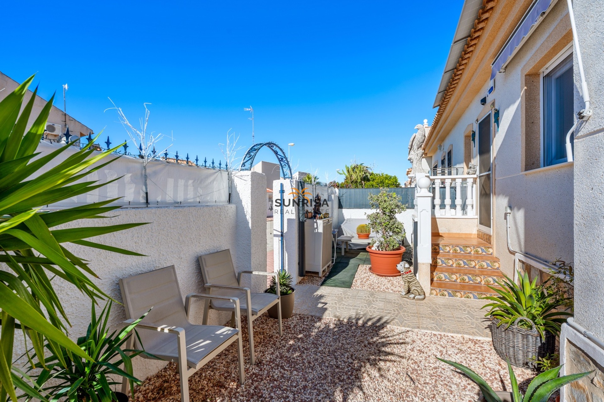 Resale - House - Ciudad Quesada