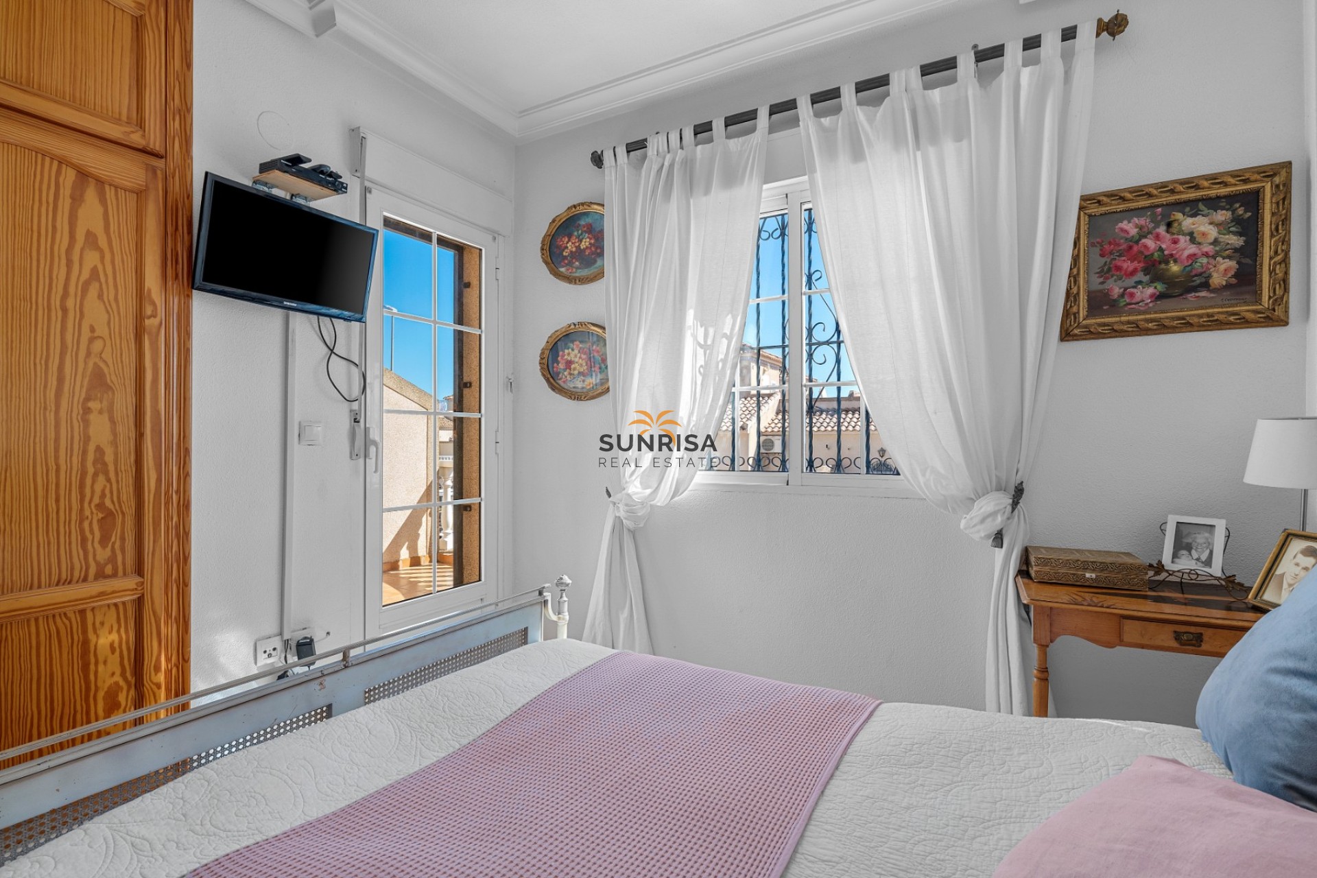 Resale - House - Orihuela Costa