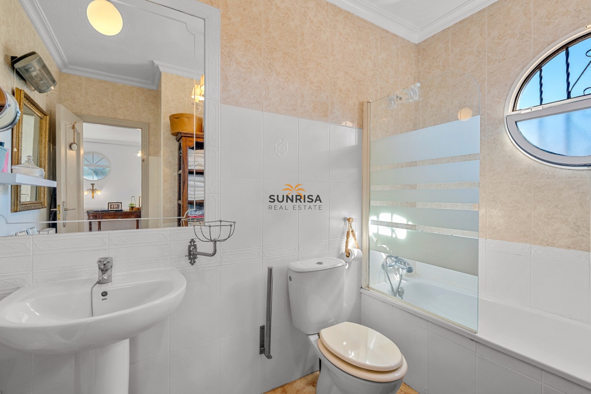 Resale - House - Orihuela Costa