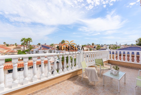 Villa · Herverkoop - Ciudad Quesada · Alicante · Spanje