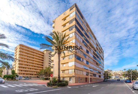 Apartamento · Reventa - Torrevieja · Cabo cervera · Alicante · España