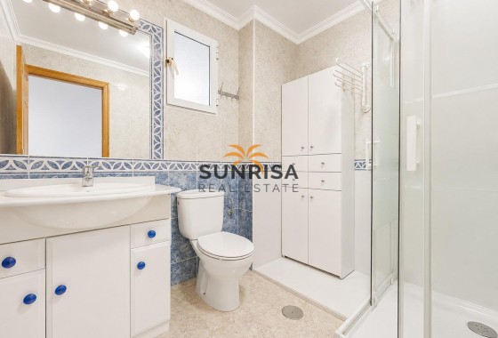 Apartamento · Reventa - Dehesa de Campoamor · Alicante · España