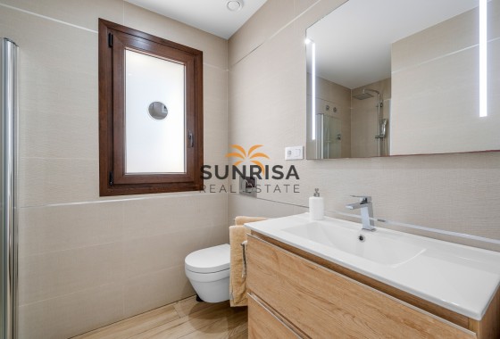 Appartement · Herverkoop - Torrevieja · Los Balcones · Alicante · Spanje