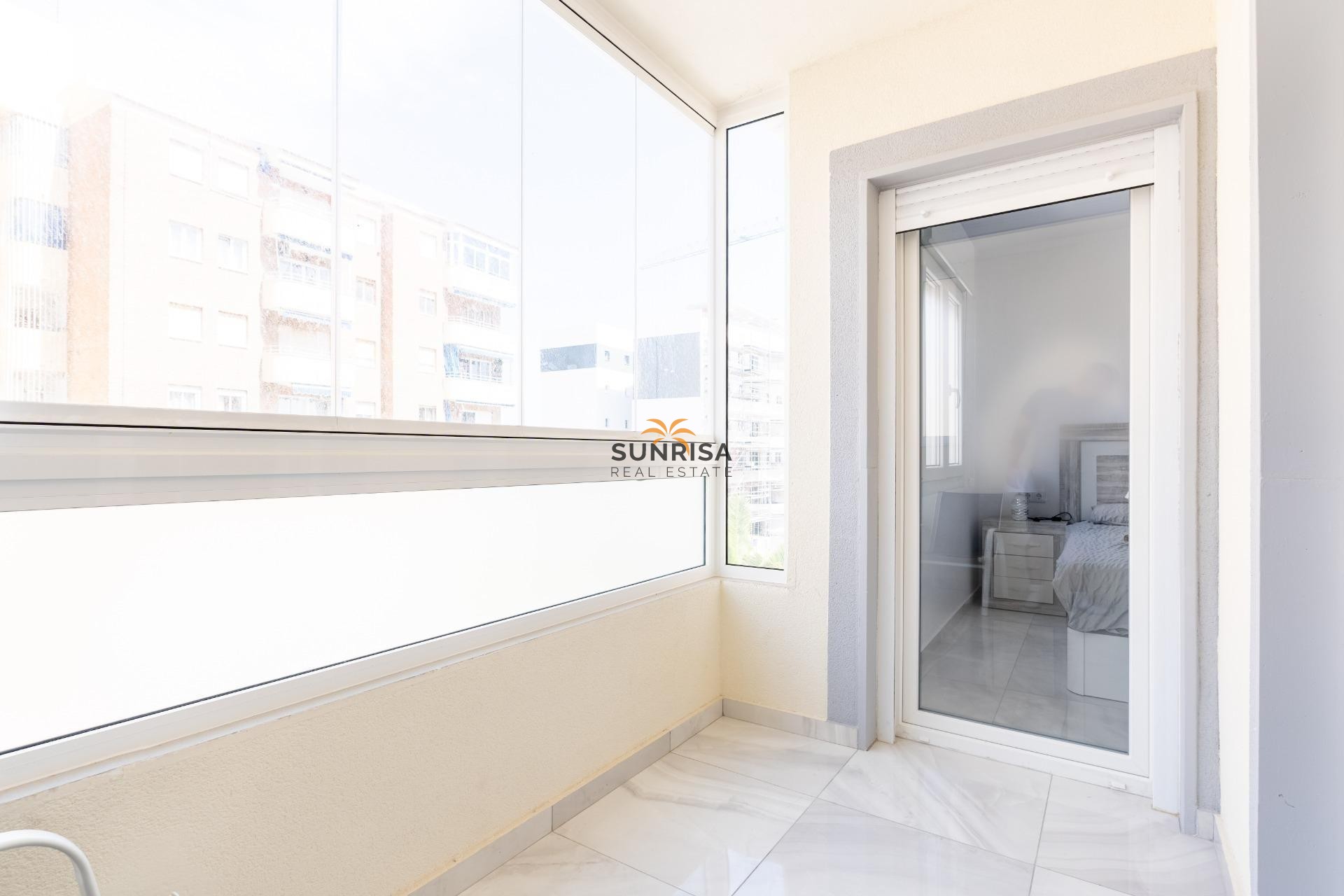Herverkoop - Herenhuis - Torrevieja
