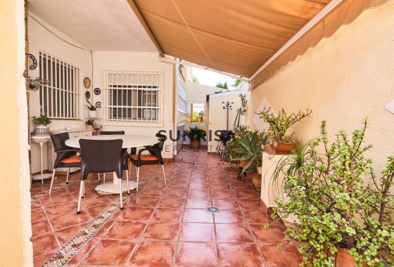 Villa · Resale - Torrevieja · Los Europeos · Alicante · Spain