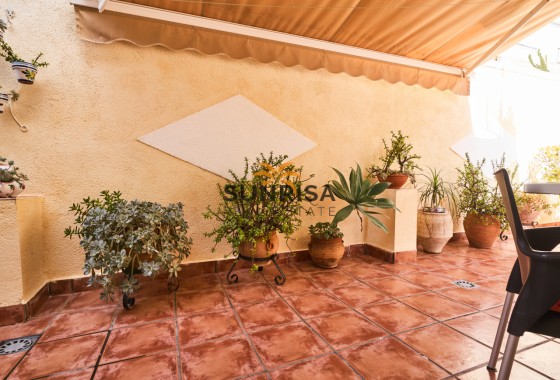 Villa · Resale - Torrevieja · Los Europeos · Alicante · Spain