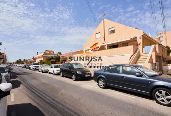 Villa · Resale - Torrevieja · Los Europeos · Alicante · Spain