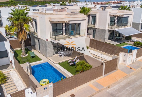 Villa · Herverkoop - Vistabella Golf · Entre Naranjos Vistabella Golf · Costa Blanca (Alicante) · Spanje