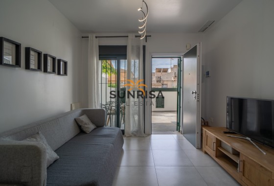 Apartment · Resale - Pilar de la Horadada · Mil Palmeras · Alicante · Spain