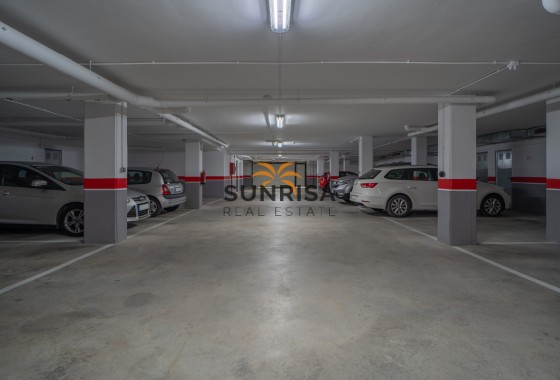 Apartment · Resale - Pilar de la Horadada · Mil Palmeras · Alicante · Spain