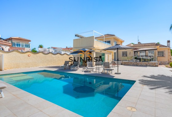 Villa · Resale - Ciudad Quesada - Rojales · Alicante · Spain