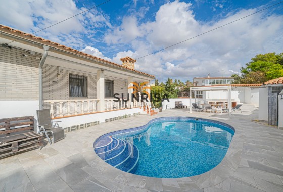 Villa · Herverkoop - La Nucía · Alicante · Spanje
