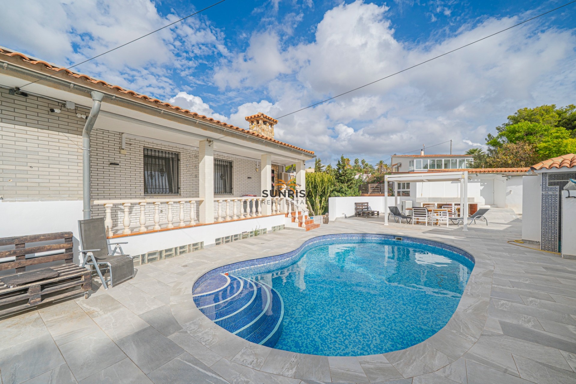 Herverkoop - Villa - La Nucía