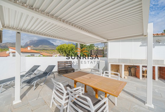 Villa · Herverkoop - La Nucía · Alicante · Spanje
