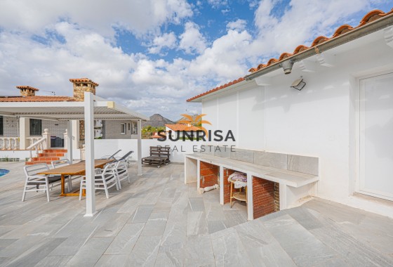 Villa · Herverkoop - La Nucía · Alicante · Spanje