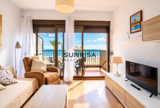 Appartement · Herverkoop - El Campello · Playa Muchavista · Alicante · Spanje