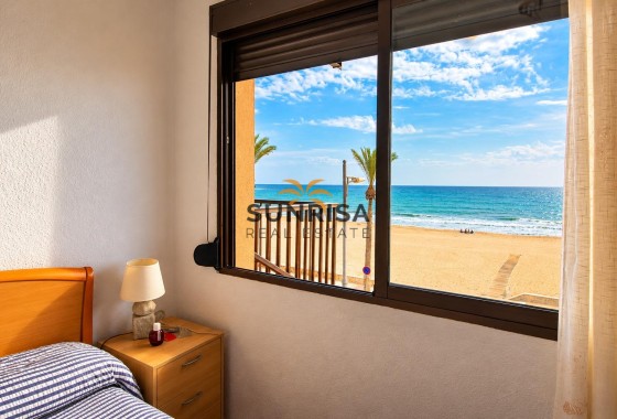 Appartement · Herverkoop - El Campello · Playa Muchavista · Alicante · Spanje