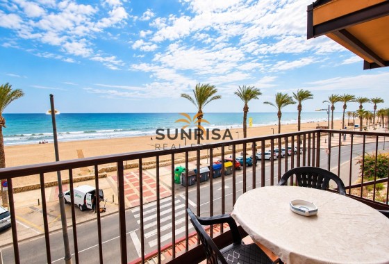 Appartement · Herverkoop - El Campello · Playa Muchavista · Alicante · Spanje