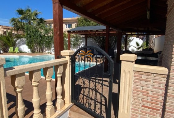 Villa · Herverkoop - Ciudad Quesada · Alicante · Spanje