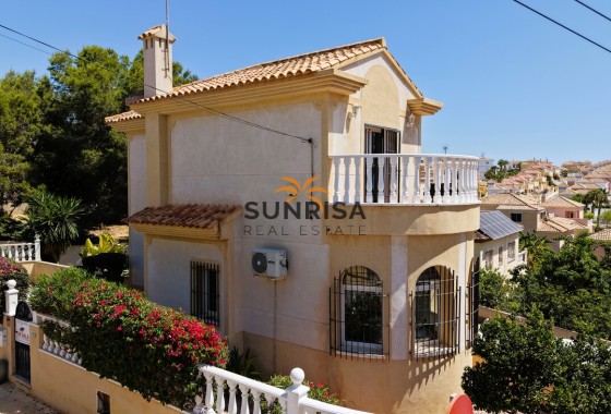 Villa · Resale - Villamartin · Alicante · Spain