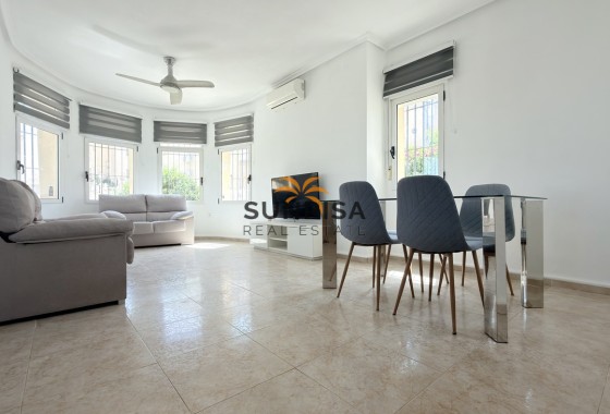 Villa · Resale - Villamartin · Alicante · Spain