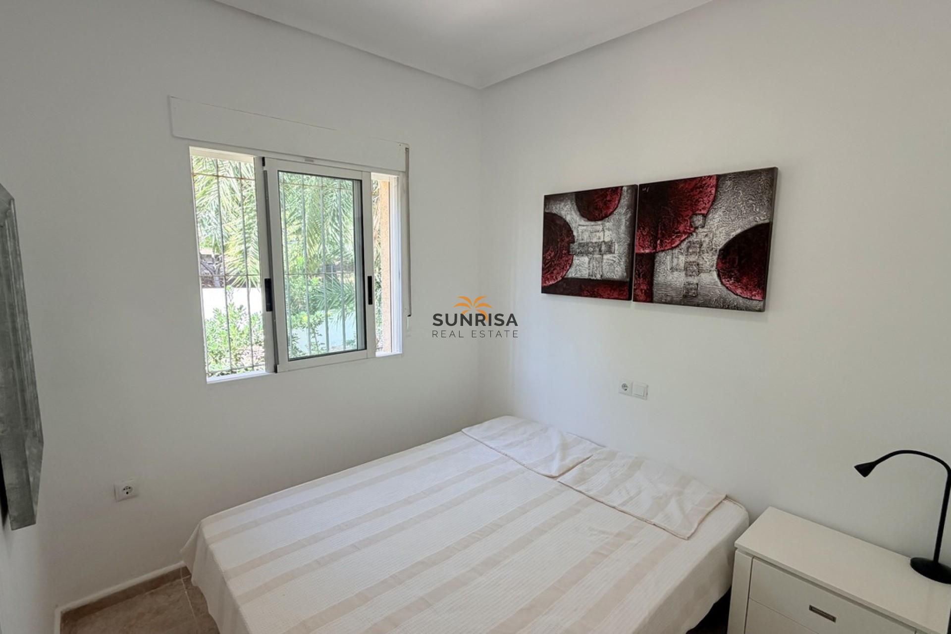 Resale - Villa - Villamartin