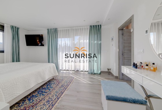 Villa · Resale - Torrevieja · Alicante · Spain
