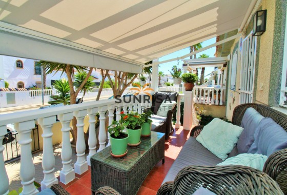 Villa · Resale - Villamartin · Las Violetas · Alicante · Spain
