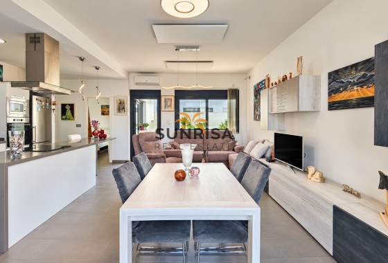 Villa · Resale - Formentera de Segura · Alicante · Spain