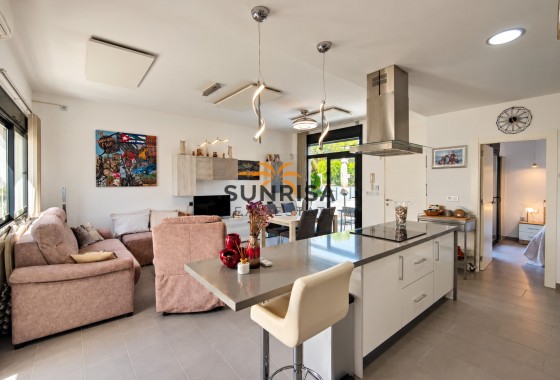 Villa · Resale - Formentera de Segura · Alicante · Spain