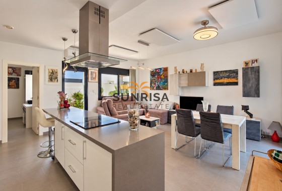 Villa · Resale - Formentera de Segura · Alicante · Spain